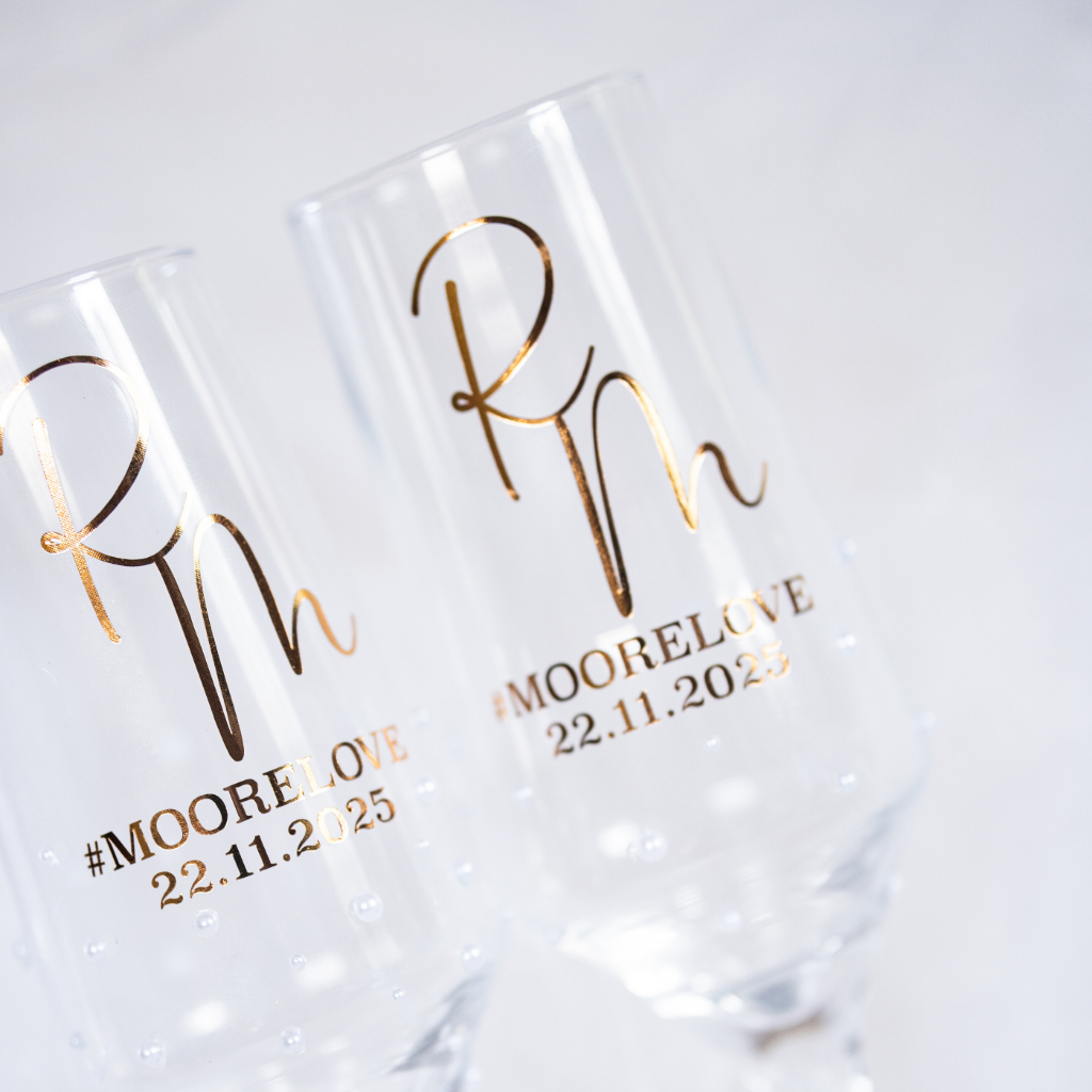 Mr. and Mrs. champagne flute detail